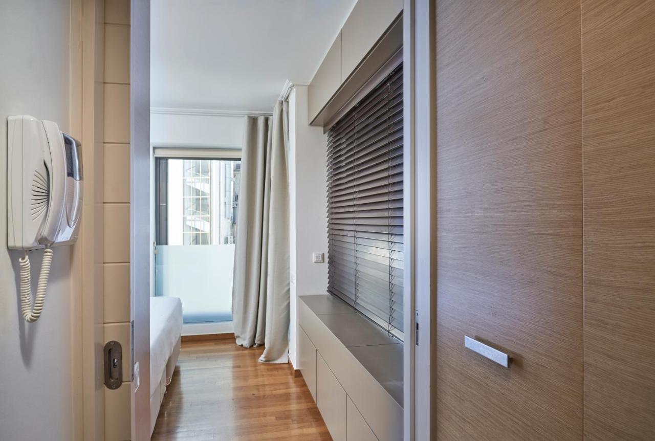 Contemporary & Comfy Apt Next To Acropolis Museum Atina Dış mekan fotoğraf